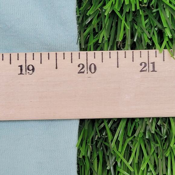 Vintage 1988 Habitat Softwear Alaska Wolf Shirt Medium 20x26 Light Blue USA - Picture 13 of 16